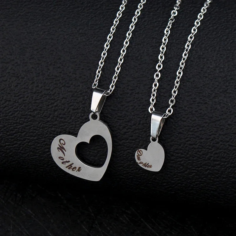 2pcs/Set Mother Daughter Heart Necklace Timeless Love Necklace Collection